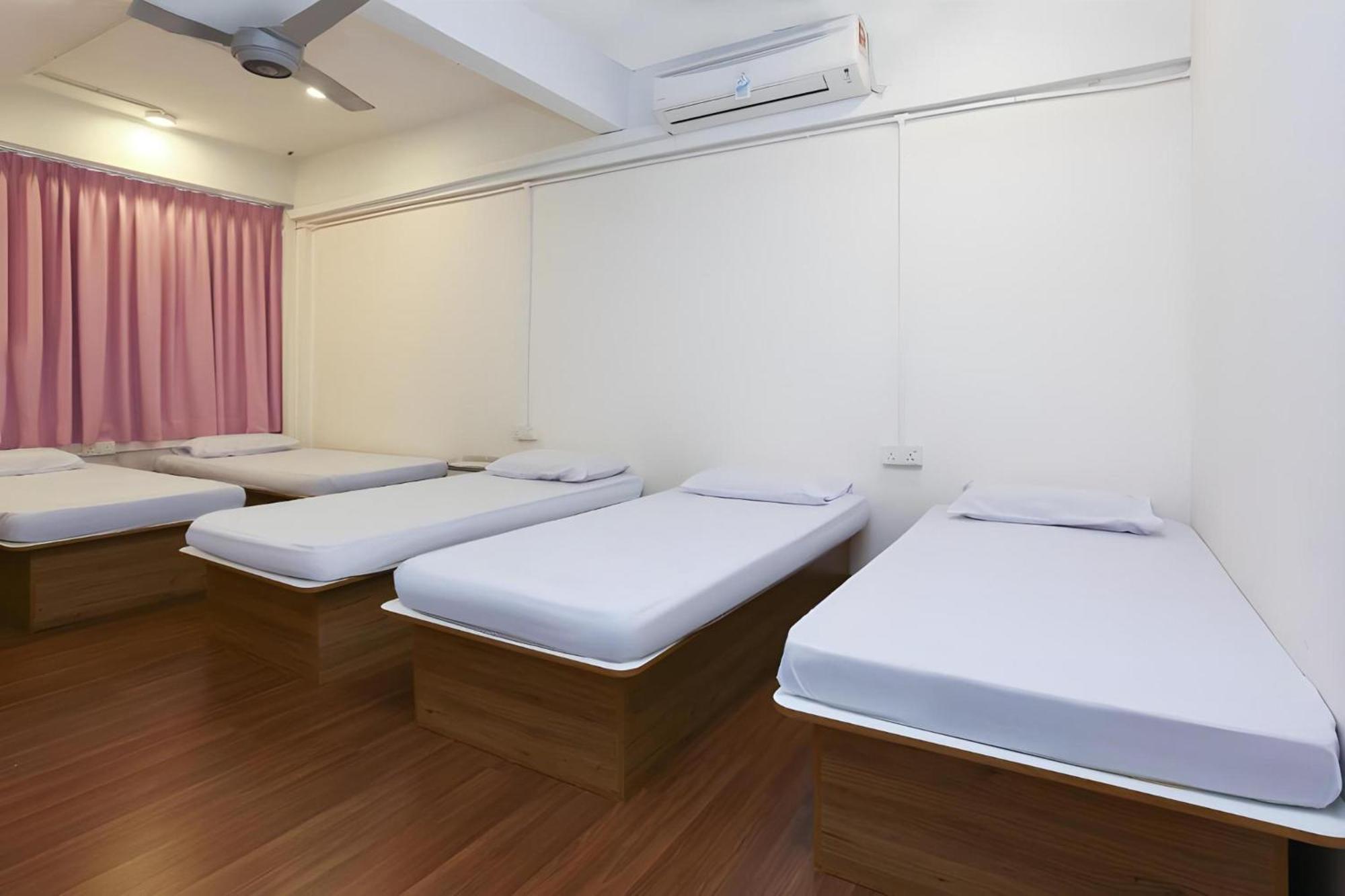 Spot On 90587 The Space Inn Kuala Terengganu Bagian luar foto