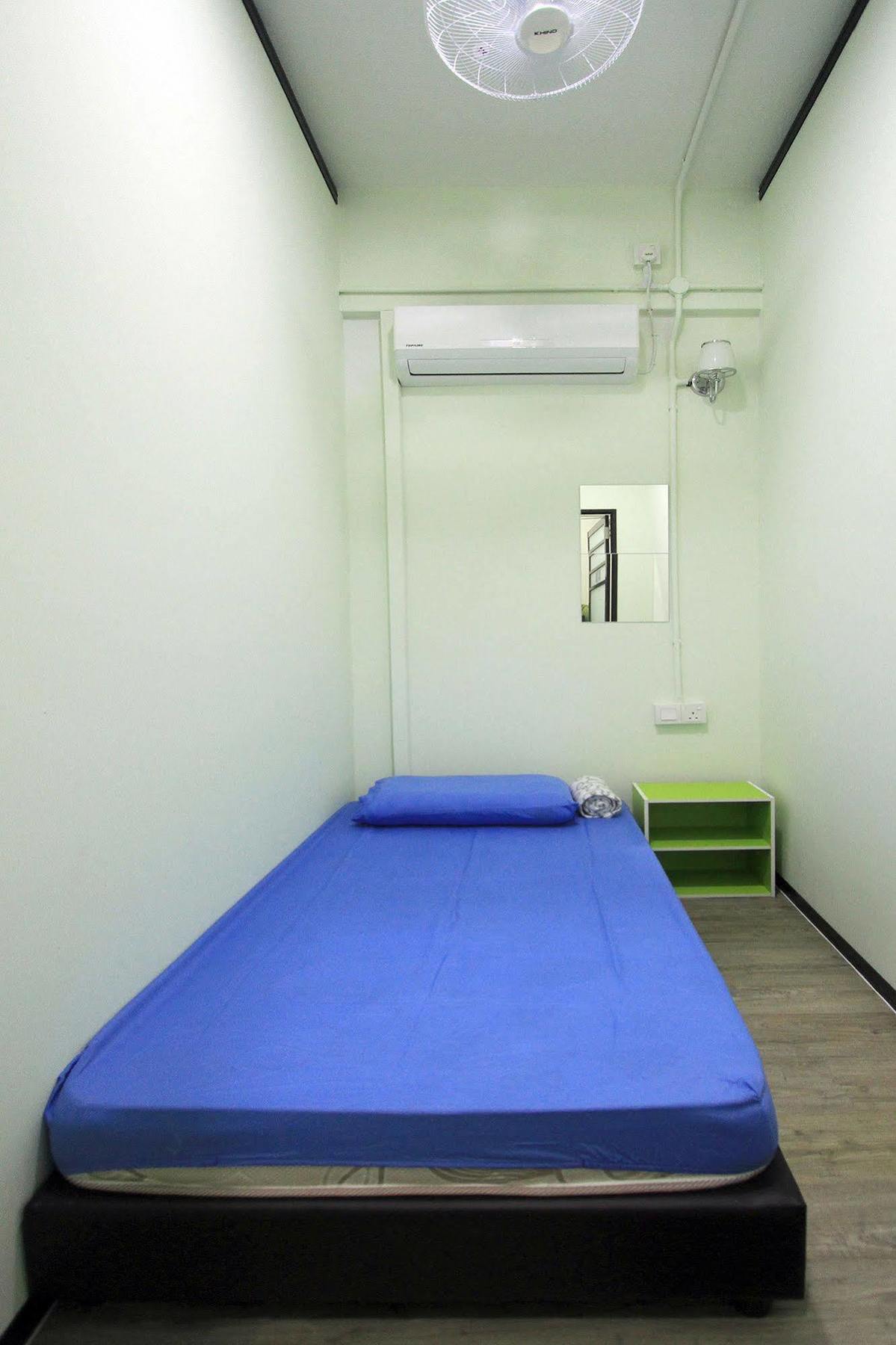 Spot On 90587 The Space Inn Kuala Terengganu Bagian luar foto