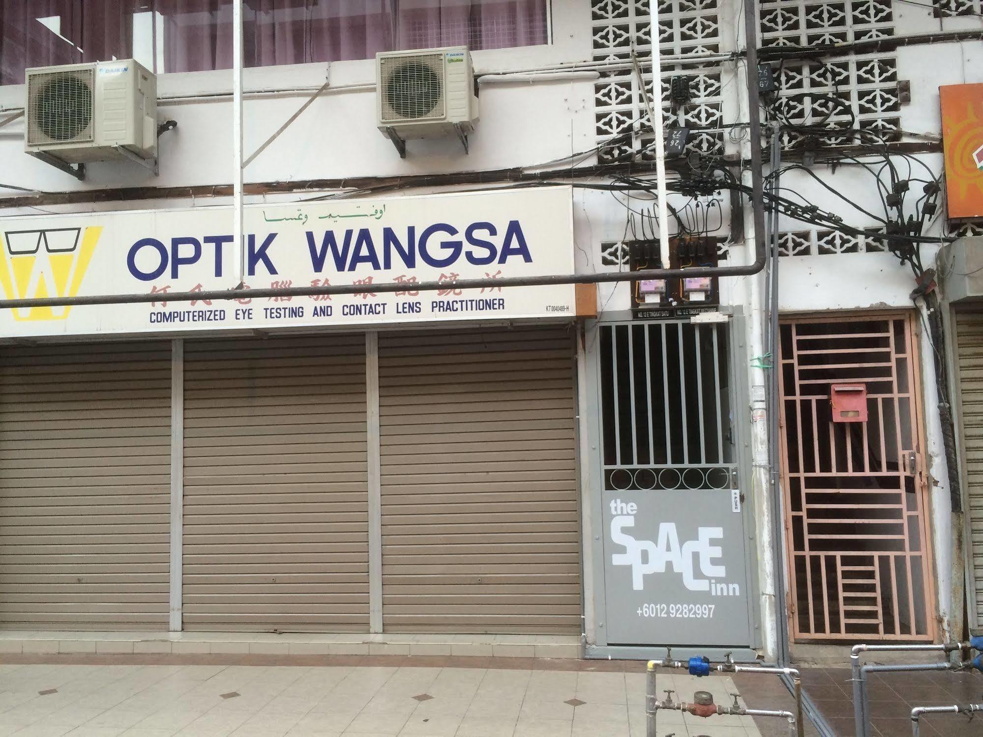 Spot On 90587 The Space Inn Kuala Terengganu Bagian luar foto